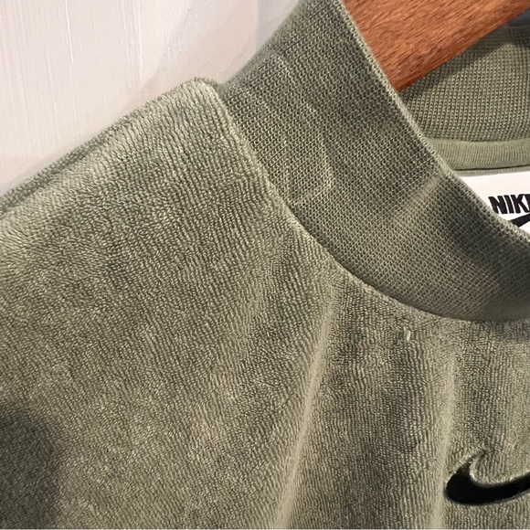 Nike Women's Mock-neck Short-sleeve Terry Top (Green/khaki) - Picture 6 of 8